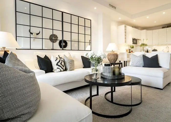 Cl- 1 Bedroom Walking Distance To Puerto Banus Marbella