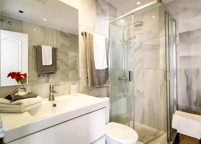 Cl- 1 Bedroom Walking Distance To Puerto Banus *