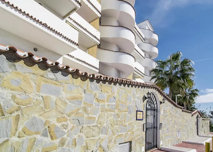 Cl- 1 Bedroom Walking Distance To Puerto Banus *
